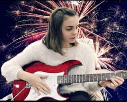Besides creating content for her YouTube channel, she can also play guitar.
